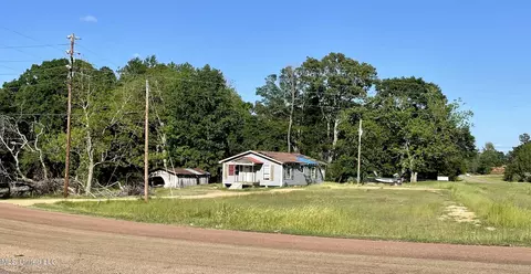 1004 Bethesda Rd, Hazlehurst, MS 39083