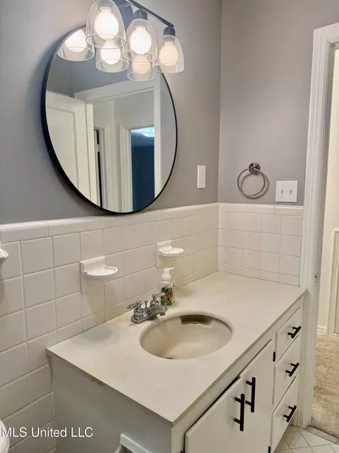 Bath - 159 Liberty Rd, Natchez, MS 39120 photo 1 of 5
