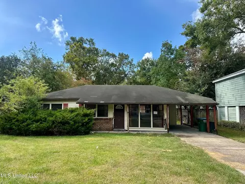 2312 Seneca Ave, Pascagoula, MS 39567