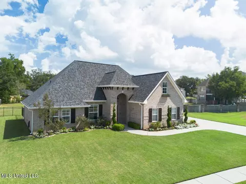 362 Goose Pointe Blvd, Biloxi, MS 39531