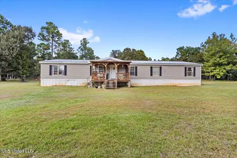 158 Emmanuel Dr, Lucedale, MS 39452 photo 2