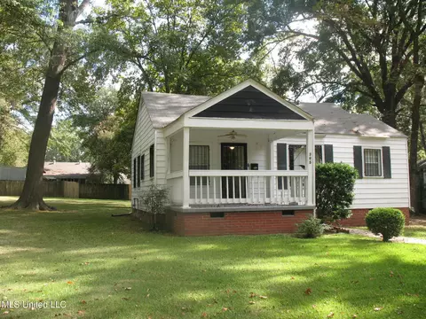 Exterior - 305 Conti St, Jackson, MS 39206 photo 1 of 7