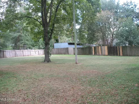 Exterior - 305 Conti St, Jackson, MS 39206 photo 7 of 7