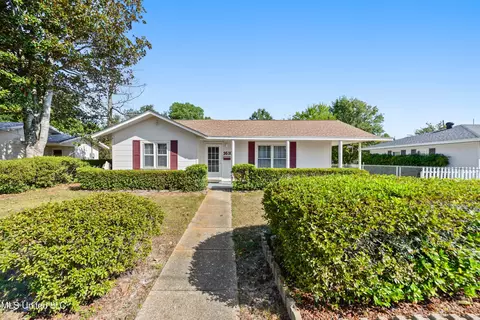 1610 Wiltshire Blvd, Biloxi, MS 39531