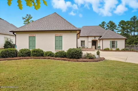 110 Pinnacle Cv, Madison, MS 39110