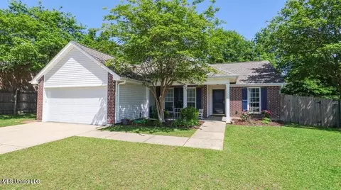 874 Brentwood Dr, Biloxi, MS 39532