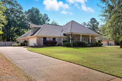 112 Rowan Oak Pl, Terry, MS 39170 photo 2