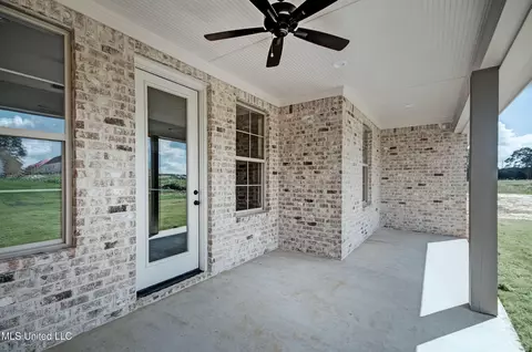 439 Baleigh Way, Canton, MS 39046 photo 9