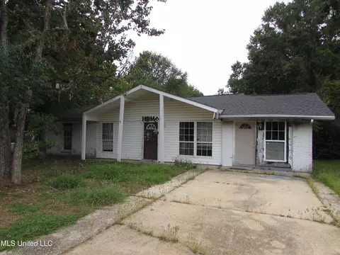37 Pembrook Cir, Gulfport, MS 39503