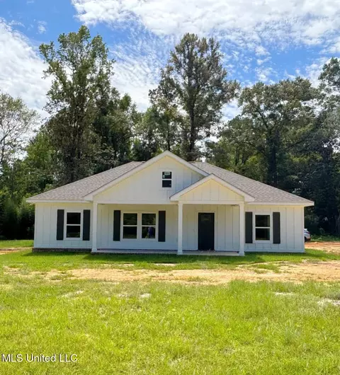 3685 Poticaw Bayou Rd, Vancleave, MS 39565