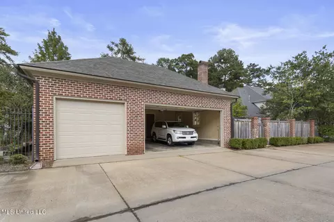 Other - 9 Cypress Ln, Jackson, MS 39211 photo 9 of 11