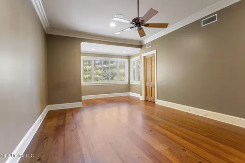 Bedroom - 9 Cypress Ln, Jackson, MS 39211 photo 2 of 7