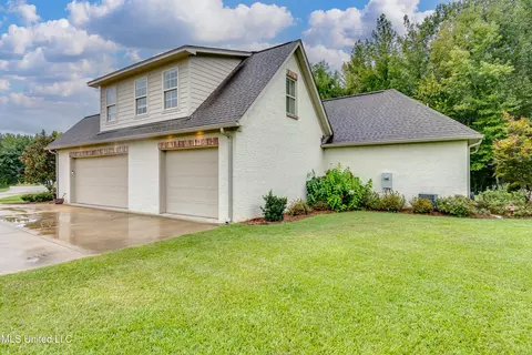Exterior - 198 Crossview Pl, Brandon, MS 39047 photo 18 of 21