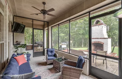 Exterior - 198 Crossview Pl, Brandon, MS 39047 photo 10 of 21