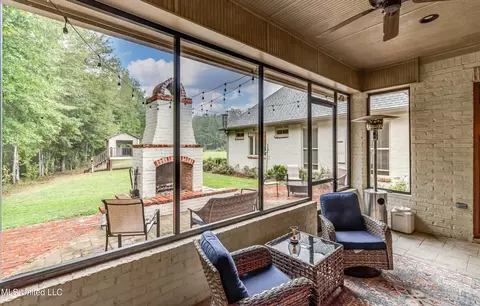 Exterior - 198 Crossview Pl, Brandon, MS 39047 photo 9 of 21