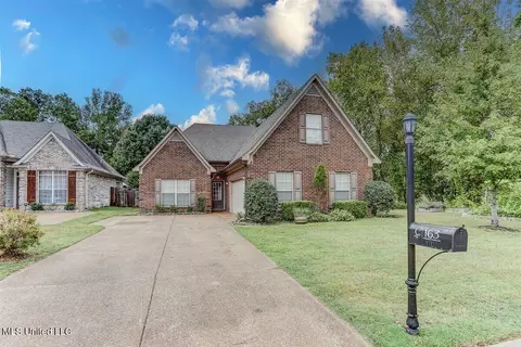 163 Fairway Trace Dr, Hernando, MS 38632