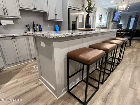 Kitchen - 836 Long Leaf Cir, Brandon, MS 39042 photo 10 of 19