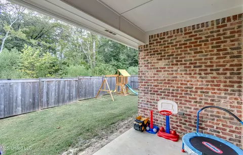 Exterior - 836 Long Leaf Cir, Brandon, MS 39042 photo 8 of 12