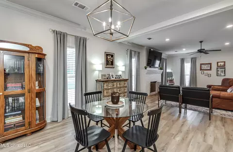 Dining - 836 Long Leaf Cir, Brandon, MS 39042 photo 1 of 2