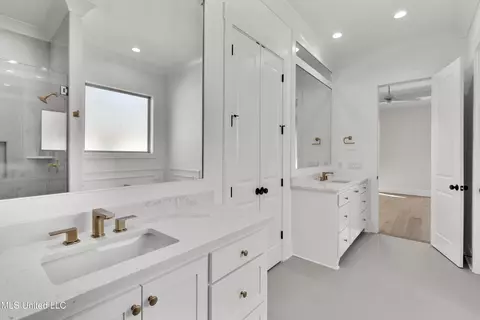 Bath - 370 Wellstone Pl, Madison, MS 39110 photo 4 of 4