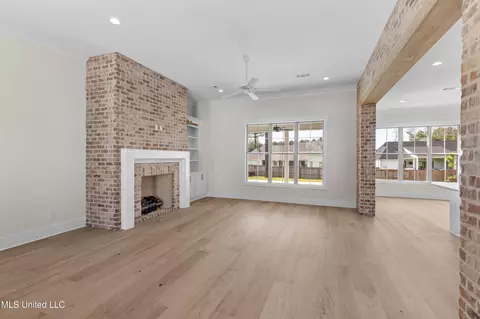 Living - 370 Wellstone Pl, Madison, MS 39110 photo 1 of 2