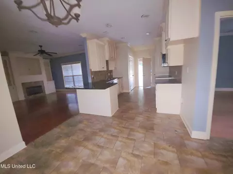 Entry Way - 133 Northgate Dr, Canton, MS 39046 photo 2 of 2