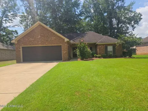 133 Northgate Dr, Canton, MS 39046