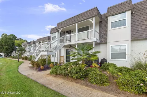 550 Post Rd #708, Ridgeland, MS 39157
