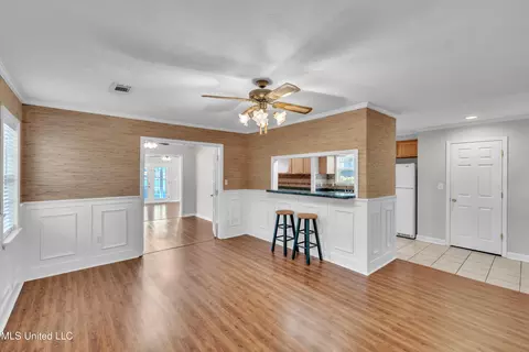 Living - 112 Channel Ln, Madison, MS 39110 photo 3 of 4