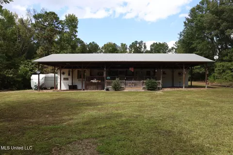 586 SE Hancock Rd, Meadville, MS 39653