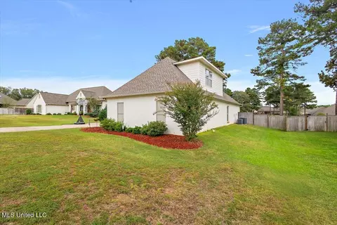105 Twain Trl, Clinton, MS 39056 photo 3