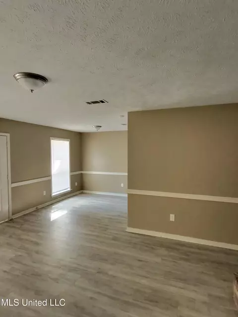 2104 Cooperwell Dr, Jackson, MS 39204 photo 7