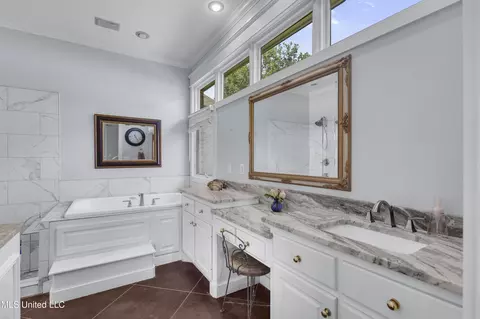 Bath - 154 Belle Pointe Pointe, Madison, MS 39110 photo 2 of 8