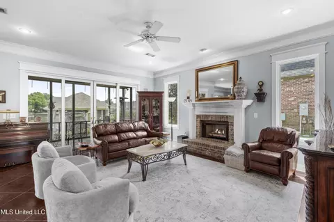 Living - 154 Belle Pointe Pointe, Madison, MS 39110 photo 1 of 5