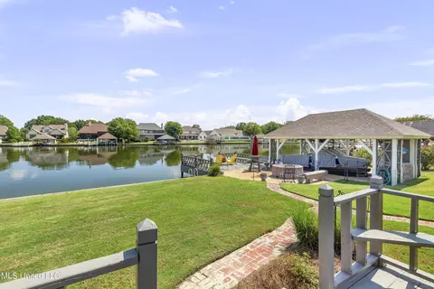 Exterior - 154 Belle Pointe Pointe, Madison, MS 39110 photo 15 of 25