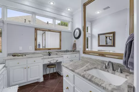Bath - 154 Belle Pointe Pointe, Madison, MS 39110 photo 4 of 8