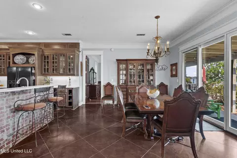 Dining - 154 Belle Pointe Pointe, Madison, MS 39110 photo 3 of 3