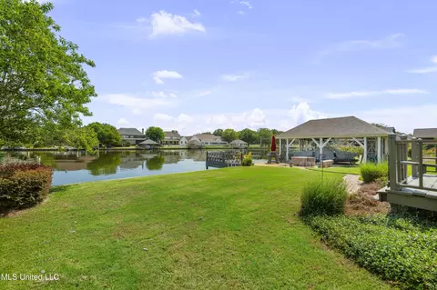 Exterior - 154 Belle Pointe Pointe, Madison, MS 39110 photo 18 of 25