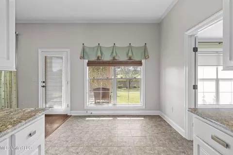 449 Spring Hill Pt, Brandon, MS 39047 photo 15