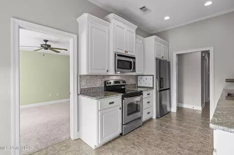 449 Spring Hill Pt, Brandon, MS 39047 photo 18