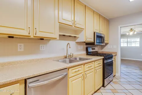 Kitchen - 108 Vance Pl, Long Beach, MS 39560 photo 1 of 2