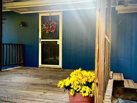 6329 Hwy 43 S, Kosciusko, MS 39090