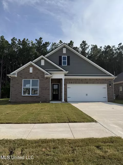 56 Harvest Dance Dr, Byhalia, MS 38611