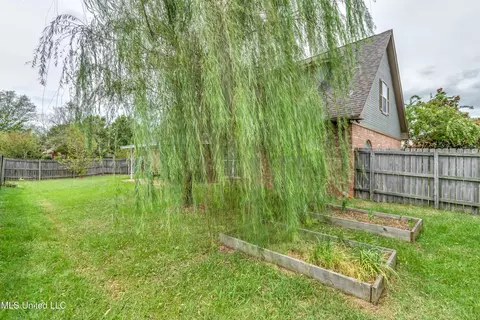 Exterior - 614 Summer Pl, Flowood, MS 39232 photo 8 of 8