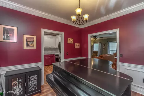 Entry Way - 614 Summer Pl, Flowood, MS 39232 photo 4 of 4