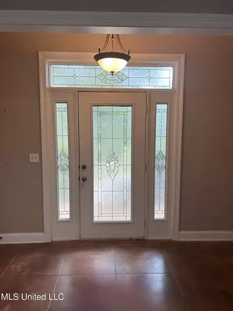 Entry Way - 226 Pine View Cir, Flora, MS 39071 photo 1 of 3
