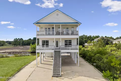 4011 S Nassau St, Bay Saint Louis, MS 39520