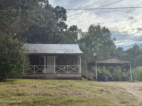146 Cloverdale Rd, Natchez, MS 39120
