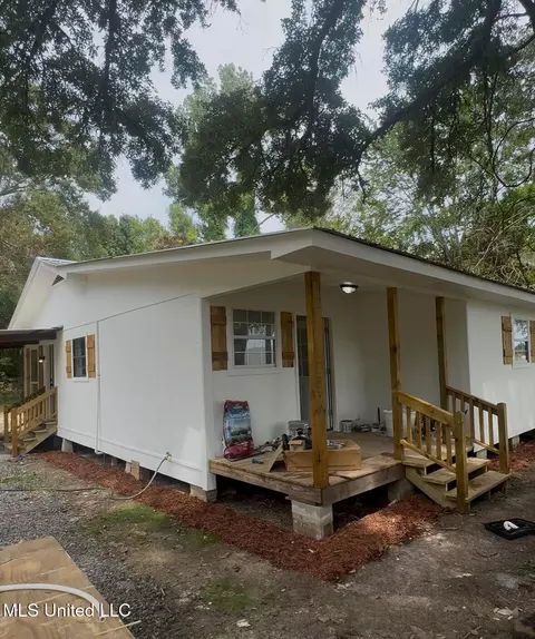 363 Leo Ivy Rd, Vidalia, LA 71373