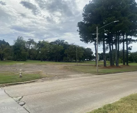 2875 Medgar Evers Blvd, Jackson, MS 39213 photo 2